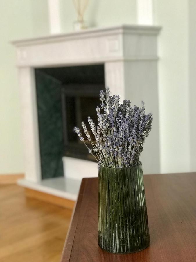 Family Apartment Near The University Chernivtsi Εξωτερικό φωτογραφία
